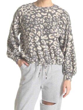 NWT Know One Cares Gray Leopard Print Sweatshirt Small